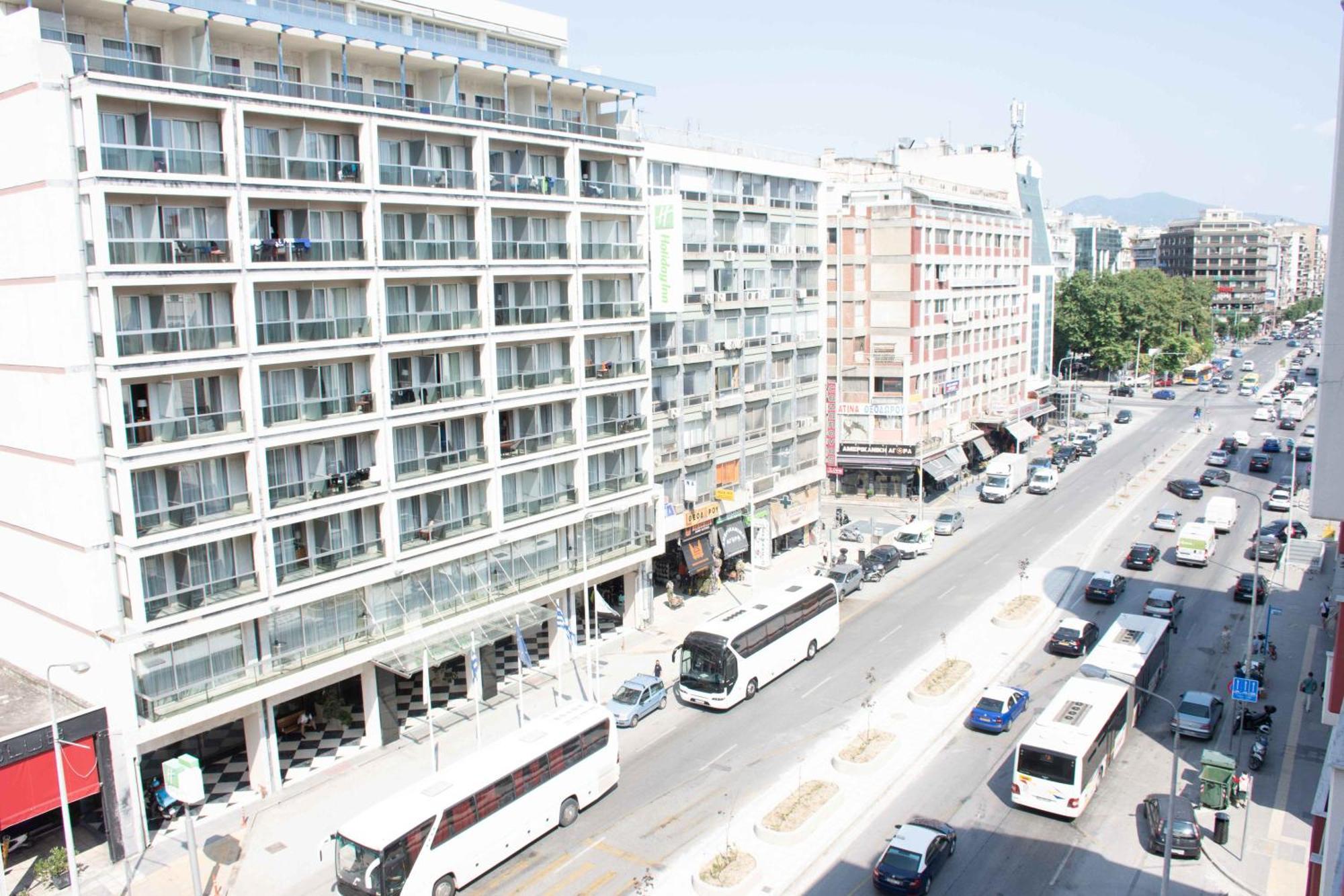 Skg Serenity Suite Thessaloniki Buitenkant foto
